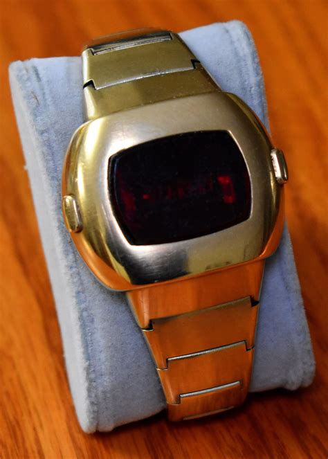 pulsar watches value vintage.